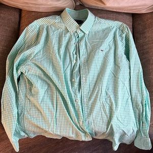 Men’s Vineyard Vines Whale Shirt Button down. XL. Green gingham.